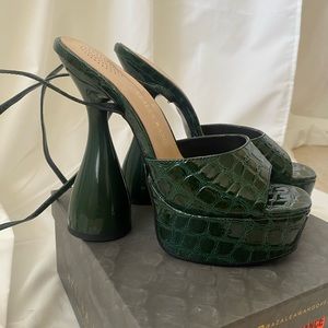 Selling never work Azalea Wang dark green croc platform heels.